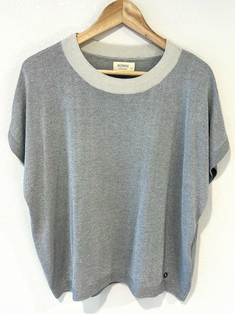 Anthropologie Nümph Metallic Crew Neck Knit Top Silver Shine Shimmer NWT Size XS